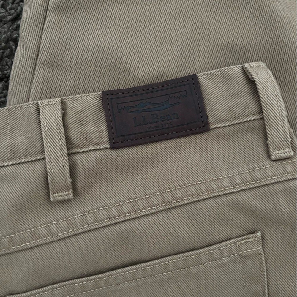 L.L. Bean Khaki Jeans Size 42 – Classic Fit Flannel Lined Workwear - Picture 7 of 9